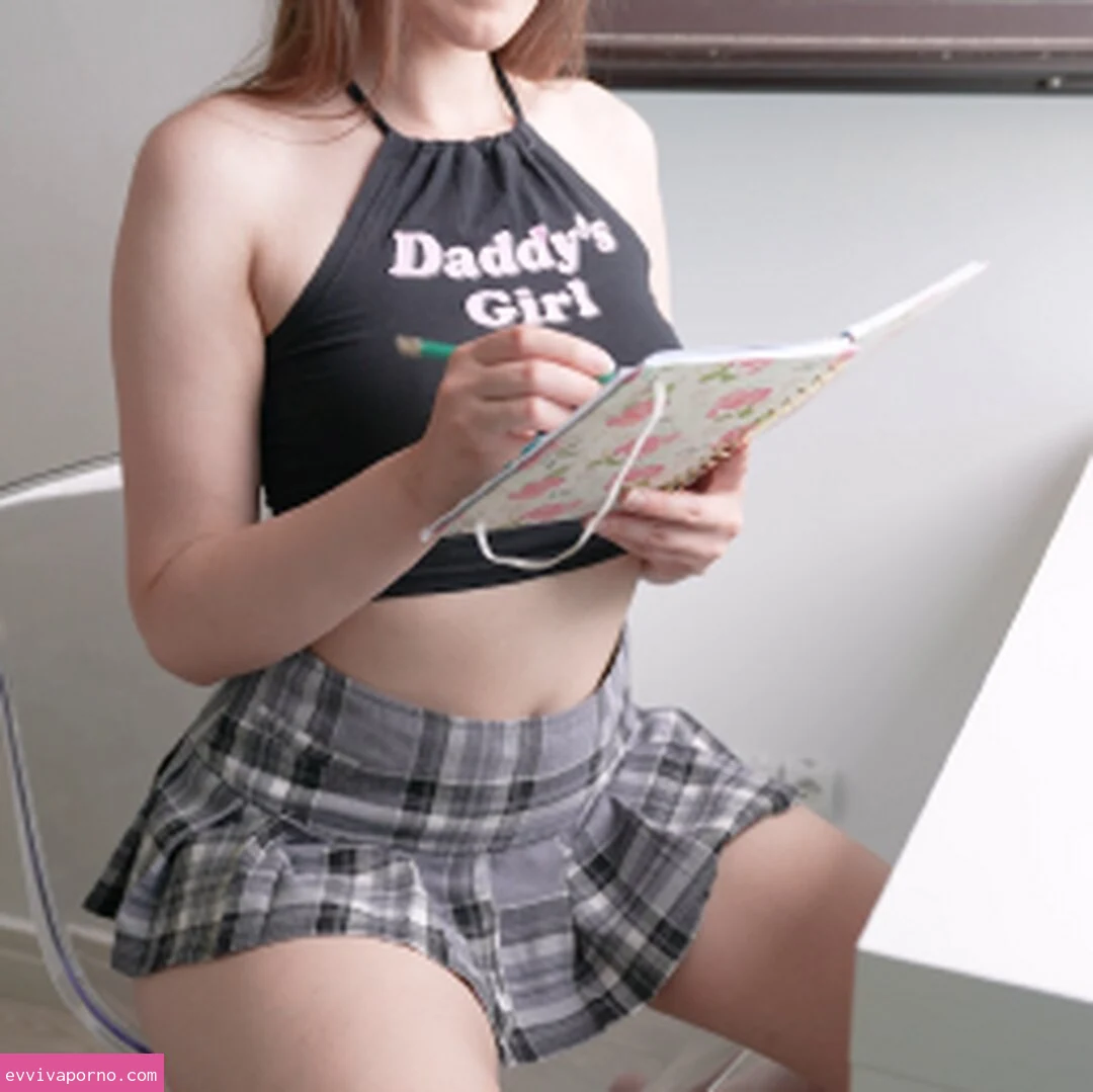 Emily Bee
