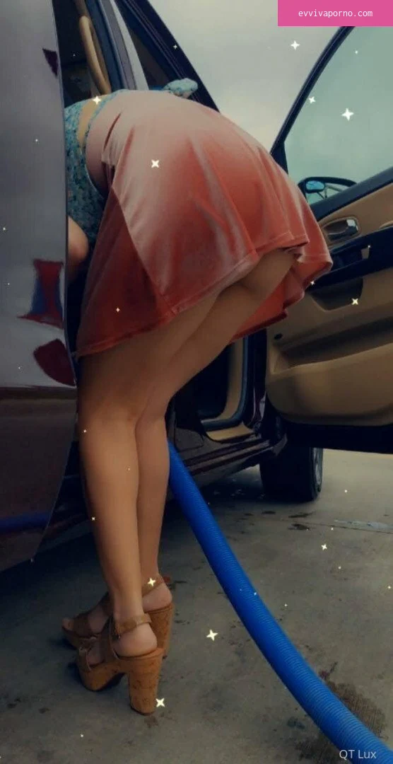 QT Lux